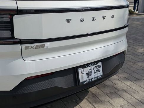 New 2025 Volvo EX30 Plus w/ Climate Package AWD/4WD image 30