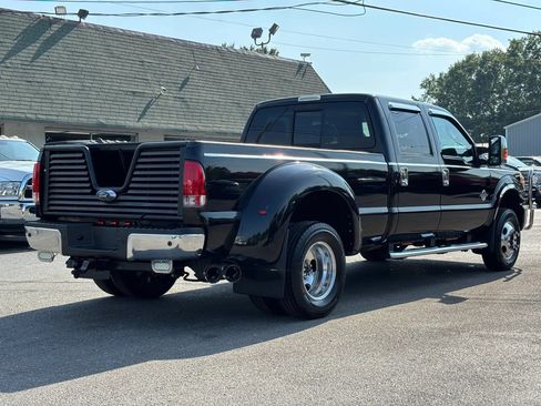 Used 2016 Ford F350 Lariat w/ Lariat Ultimate Package AWD/4WD image 5
