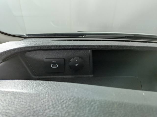 Used 2025 Ford Transit 250 Low Roof RWD image 8