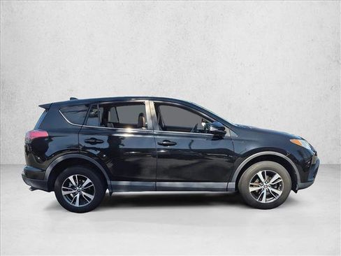 Used 2017 Toyota RAV4 XLE w/ All Weather Liner Package FWD image 4