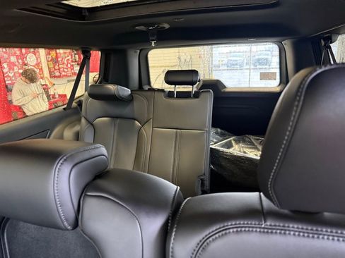 New 2026 Jeep Grand Wagoneer L 4WD w/ Premium Group I image 38