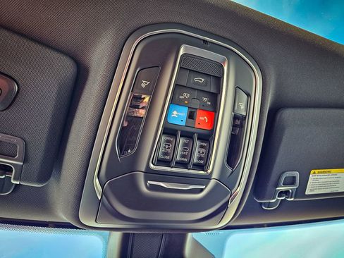 New 2025 Jeep Grand Cherokee Limited image 33