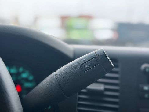 Used 2011 GMC Sierra 1500 SL image 24