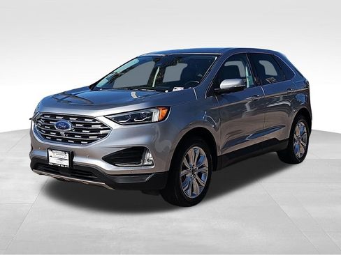 Used 2022 Ford Edge Titanium w/ Equipment Group 301A AWD/4WD image 7