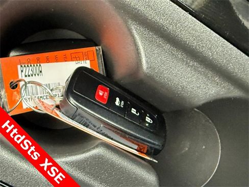 Used 2022 Toyota Corolla XSE image 30