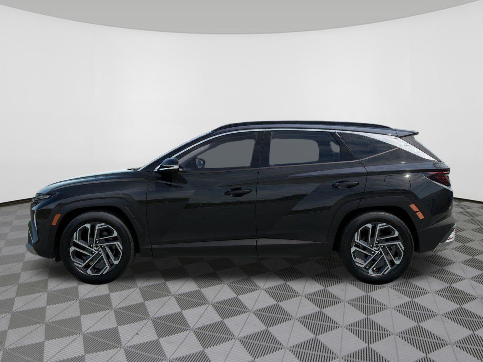 New 2026 Hyundai Tucson Limited AWD/4WD image 3