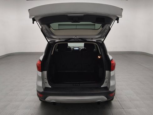 Used 2019 Ford Escape SE FWD image 29