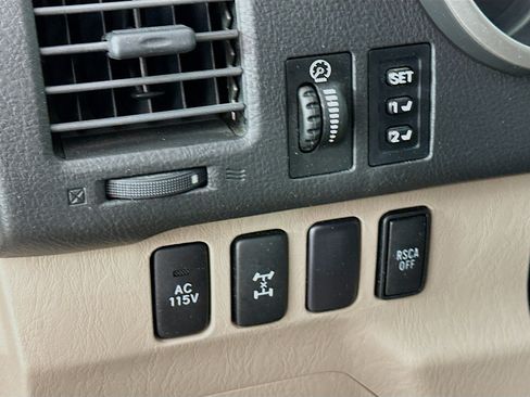 Used 2007 Toyota 4Runner Limited AWD/4WD image 16