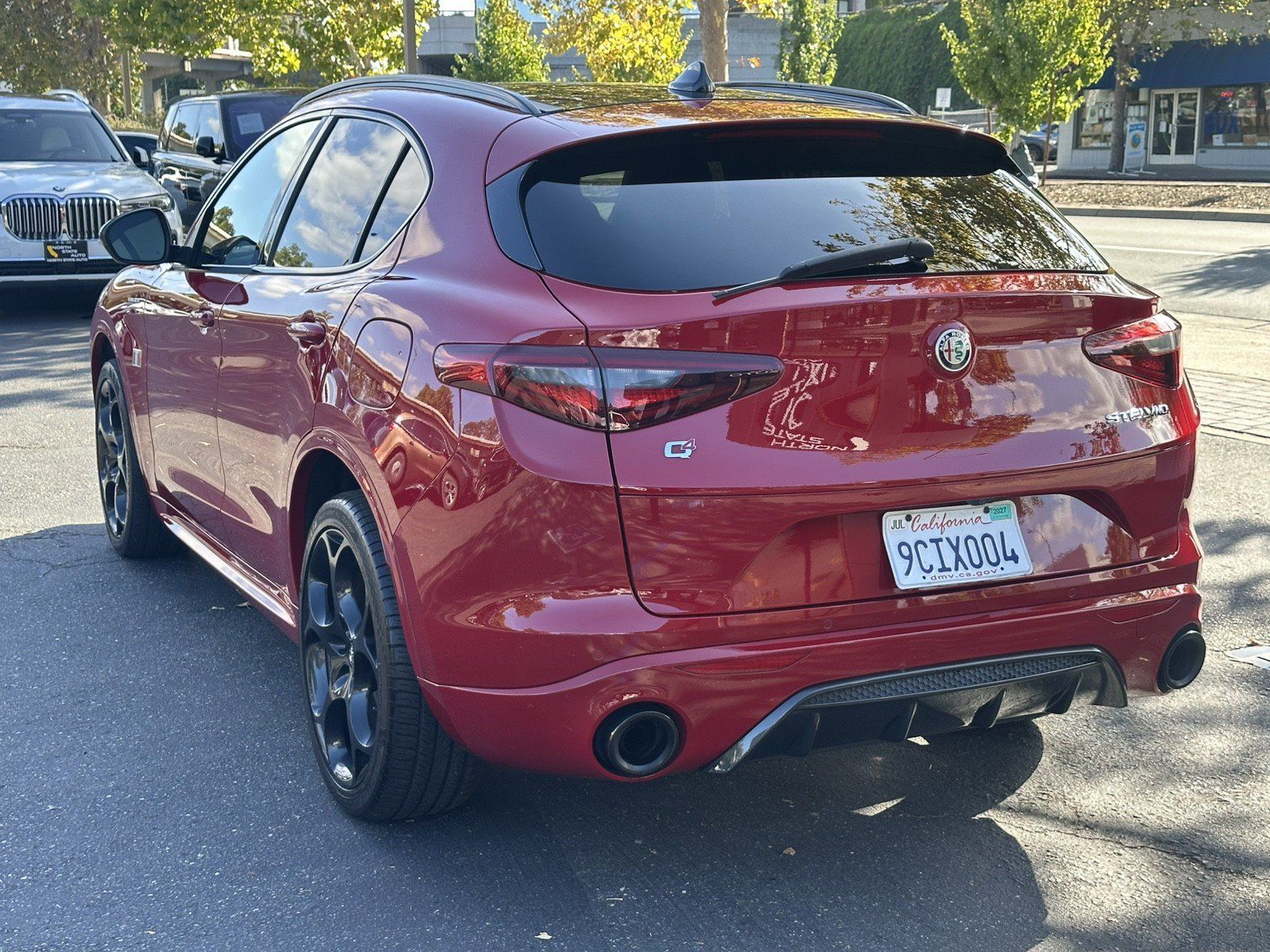 Used 2022 Alfa Romeo Stelvio Veloce AWD/4WD image 11