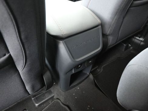 New 2026 Ford Explorer Active RWD image 20