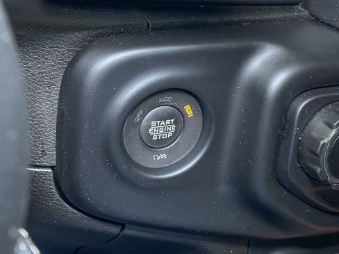 Certified 2022 Jeep Wrangler Unlimited Sahara w/ LED Lighting Group image 38