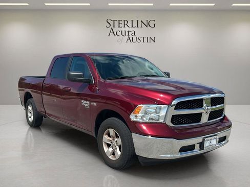 Used 2021 RAM 1500 Classic SLT AWD/4WD image 3
