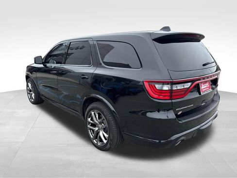 Used 2022 Dodge Durango R/T w/ Tow 'N Go Package AWD/4WD image 3