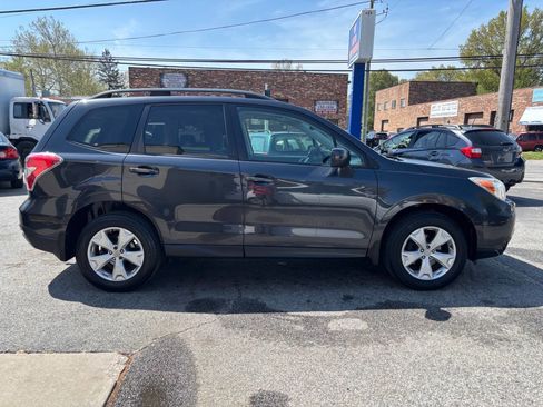 Used 2015 Subaru Forester 2.5i Premium w/ All-Weather Package image 3