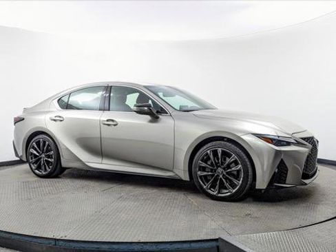 Used 2022 Lexus IS 350 F Sport image 9