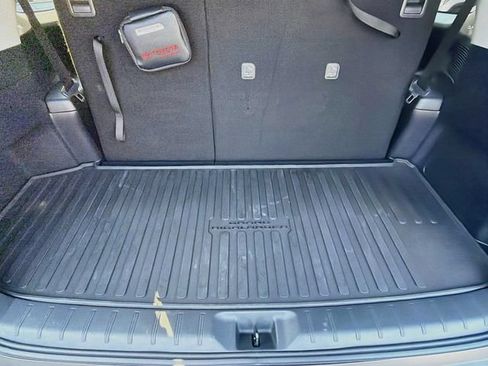 Used 2025 Toyota Grand Highlander AWD image 24