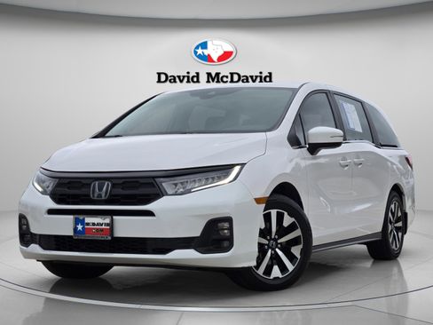 Certified 2025 Honda Odyssey EX-L image 1