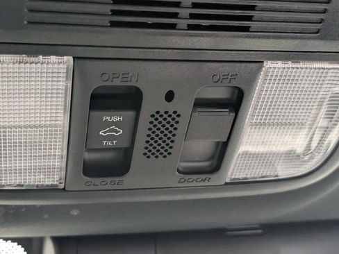 Used 2016 Honda Civic Touring image 30