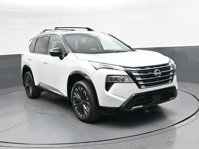 Used 2025 Nissan Rogue Platinum w/ Platinum Premium Package