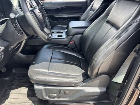 Used 2020 Ford Expedition XLT w/ Equipment Group 202A RWD image 21