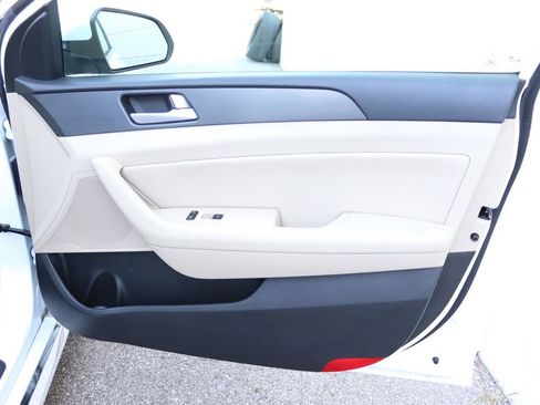 Used 2017 Hyundai Sonata Sport w/ Cargo Package FWD image 15