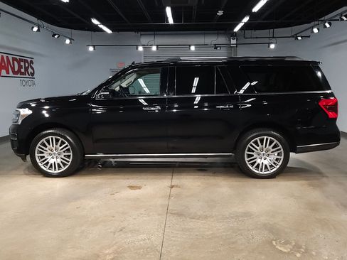 Used 2024 Ford Expedition Max Limited image 4