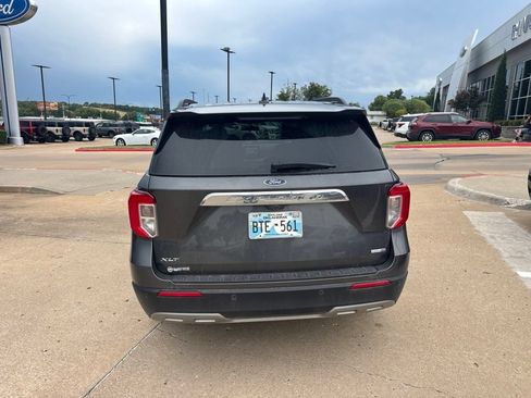 Used 2020 Ford Explorer XLT w/ Equipment Group 202A AWD/4WD image 5