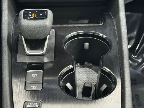 Used 2023 Nissan Rogue SV image 32