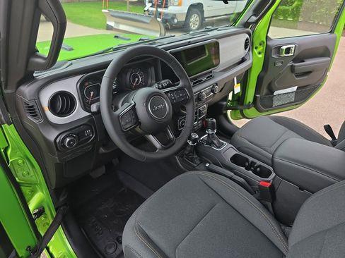 New 2026 Jeep Wrangler Unlimited Sport AWD/4WD image 15