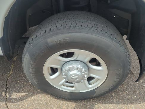 Used 2020 RAM 2500 Tradesman w/ Snow Chief Group AWD/4WD image 13