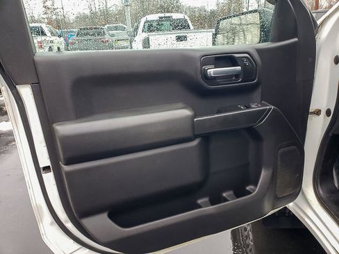 Used 2019 GMC Sierra 1500 4x4 Regular Cab w/ Convenience Package image 9