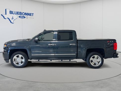 Used 2018 Chevrolet Silverado 1500 LTZ Z71 w/ LTZ Plus Package AWD/4WD image 8