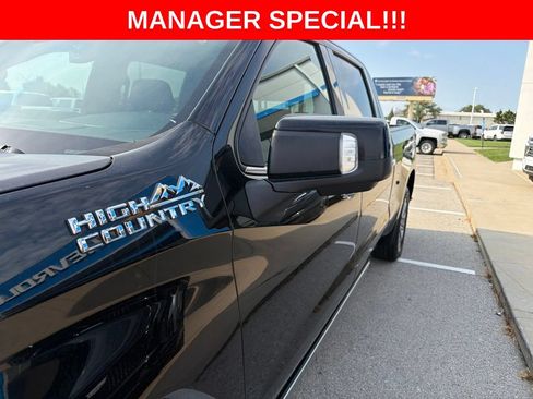 Used 2019 Chevrolet Silverado 1500 High Country w/ Max Trailering Package AWD/4WD image 14