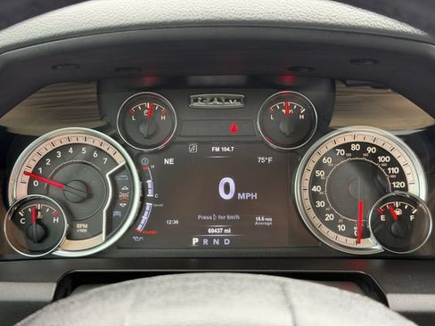 Used 2018 RAM 1500 Big Horn RWD image 11