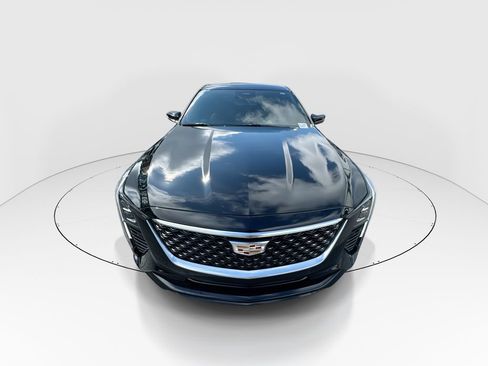 Used 2025 Cadillac CT5 Premium Luxury image 3