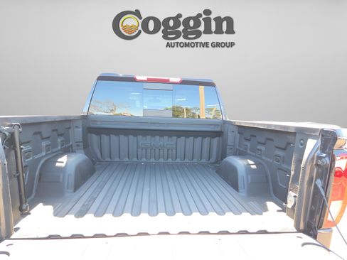 Used 2022 GMC Sierra 1500 Elevation w/ Elevation Premium Package image 32