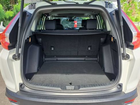 Used 2019 Honda CR-V Touring image 7