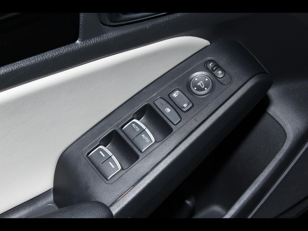 Used 2024 Honda Civic EX-L image 21
