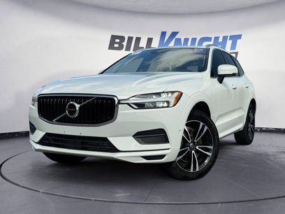 Used 2019 Volvo XC60 T6 Momentum w/ Premium Package