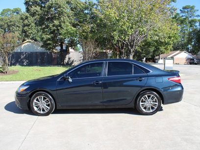 Used 2017 Toyota Camry SE