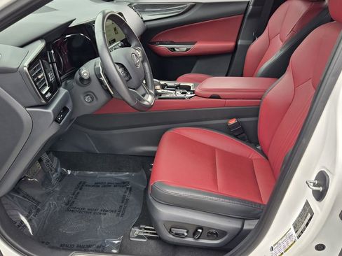 Used 2025 Lexus NX 250 250 Premium w/ Accessory Package (K3) image 10