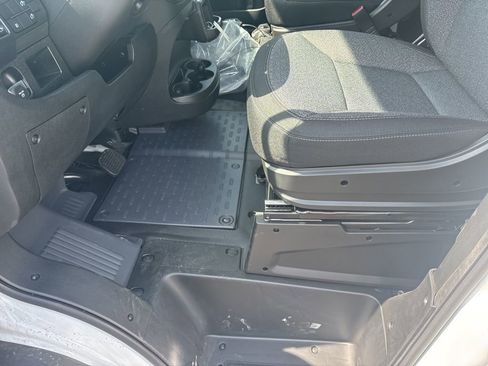 New 2026 RAM ProMaster 1500 w/ Convenience Group FWD image 13