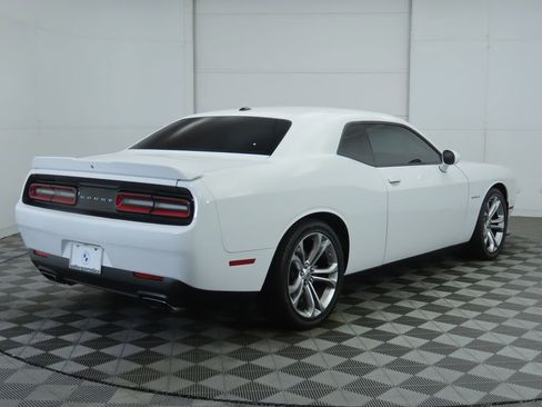 Used 2022 Dodge Challenger R/T image 5