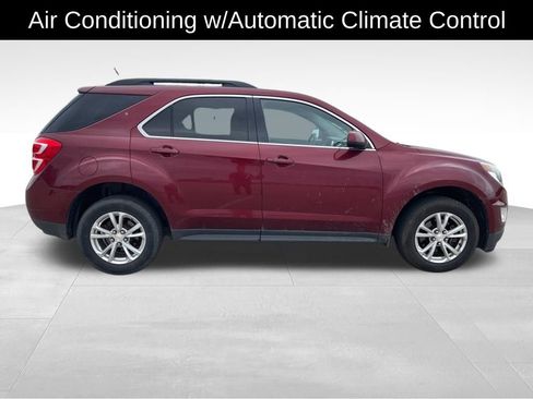 Used 2017 Chevrolet Equinox LT w/ Convenience Package FWD image 8