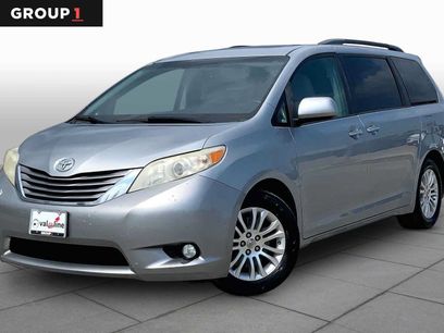 Used 2016 Toyota Sienna XLE Premium