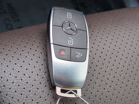 Certified 2022 Mercedes-Benz GLS 450 4MATIC image 30