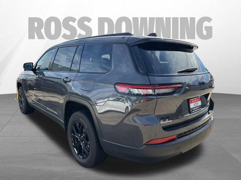 Used 2025 Jeep Grand Cherokee L Altitude AWD/4WD image 6
