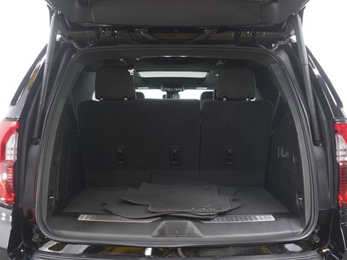 Used 2025 GMC Yukon Denali w/ Sun & Power Step Package image 18