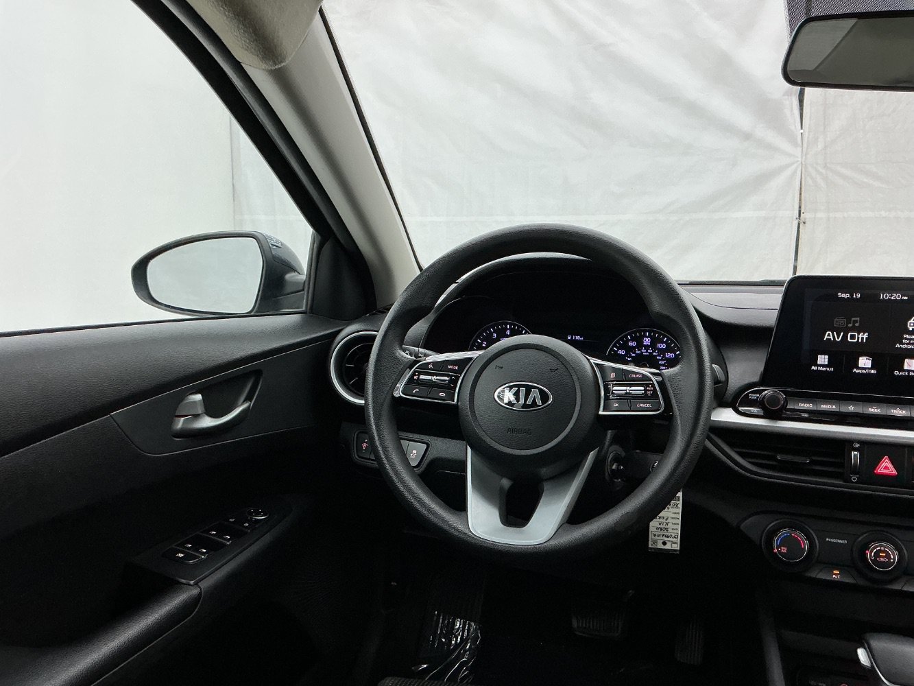 Used 2020 Kia Forte LXS FWD image 30
