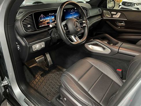 Certified 2025 Mercedes-Benz GLS 450 4MATIC image 26